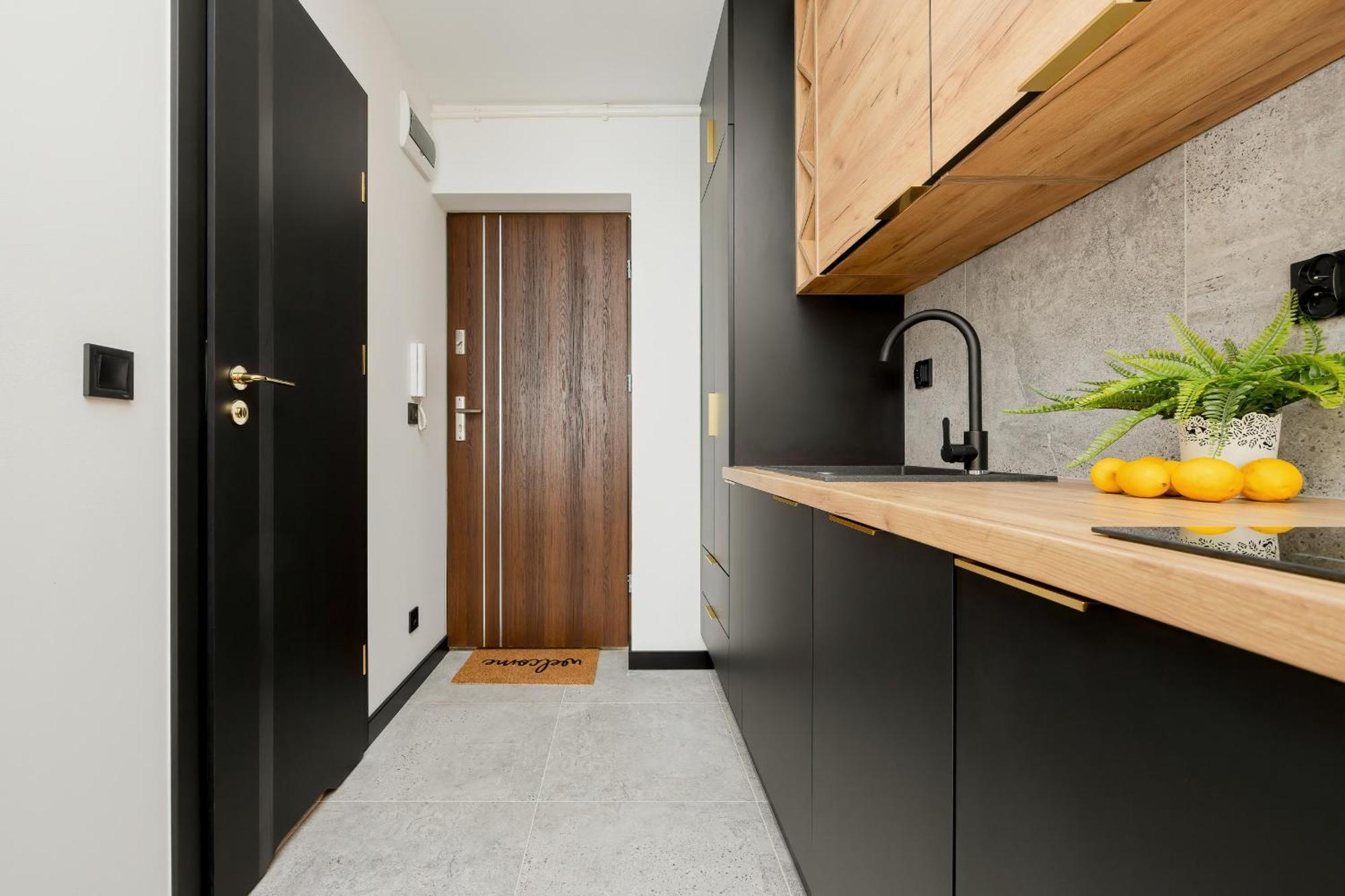 Modern Black & Wooden Apartment Warsaw Near The Airport By Noclegi Renters Exterior foto